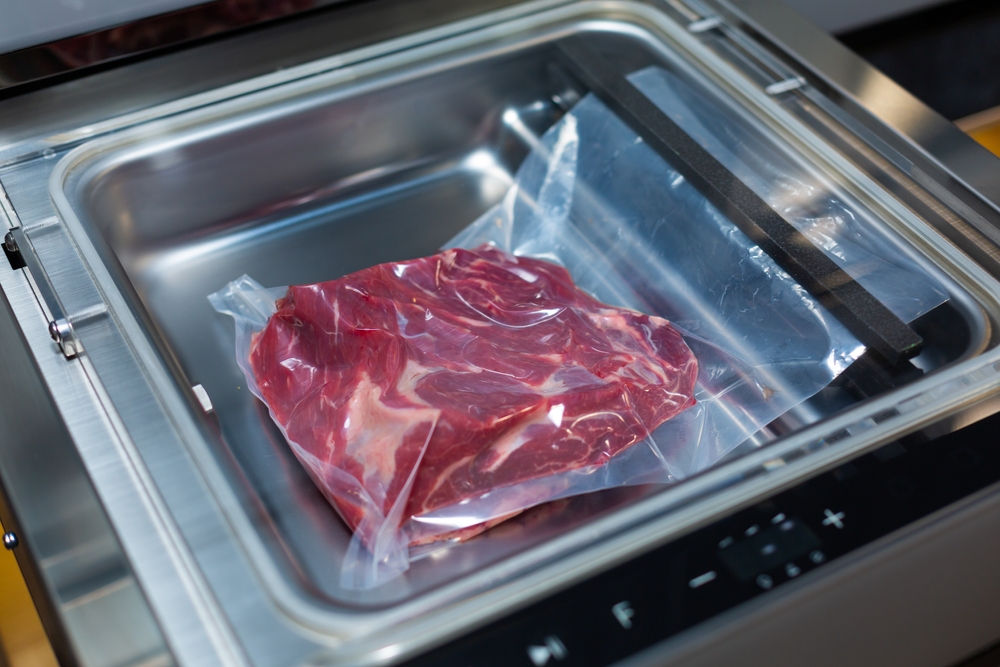 Vacuum chamber sealing fresh meat