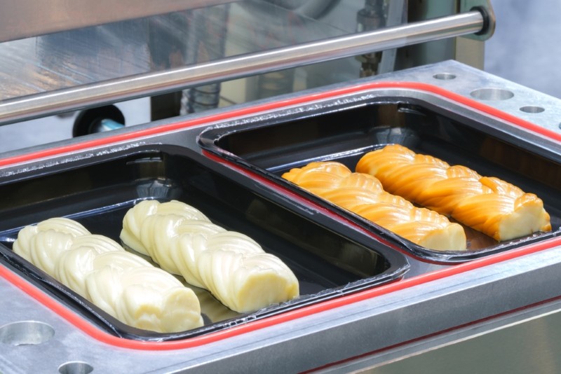 Skin-packed tray